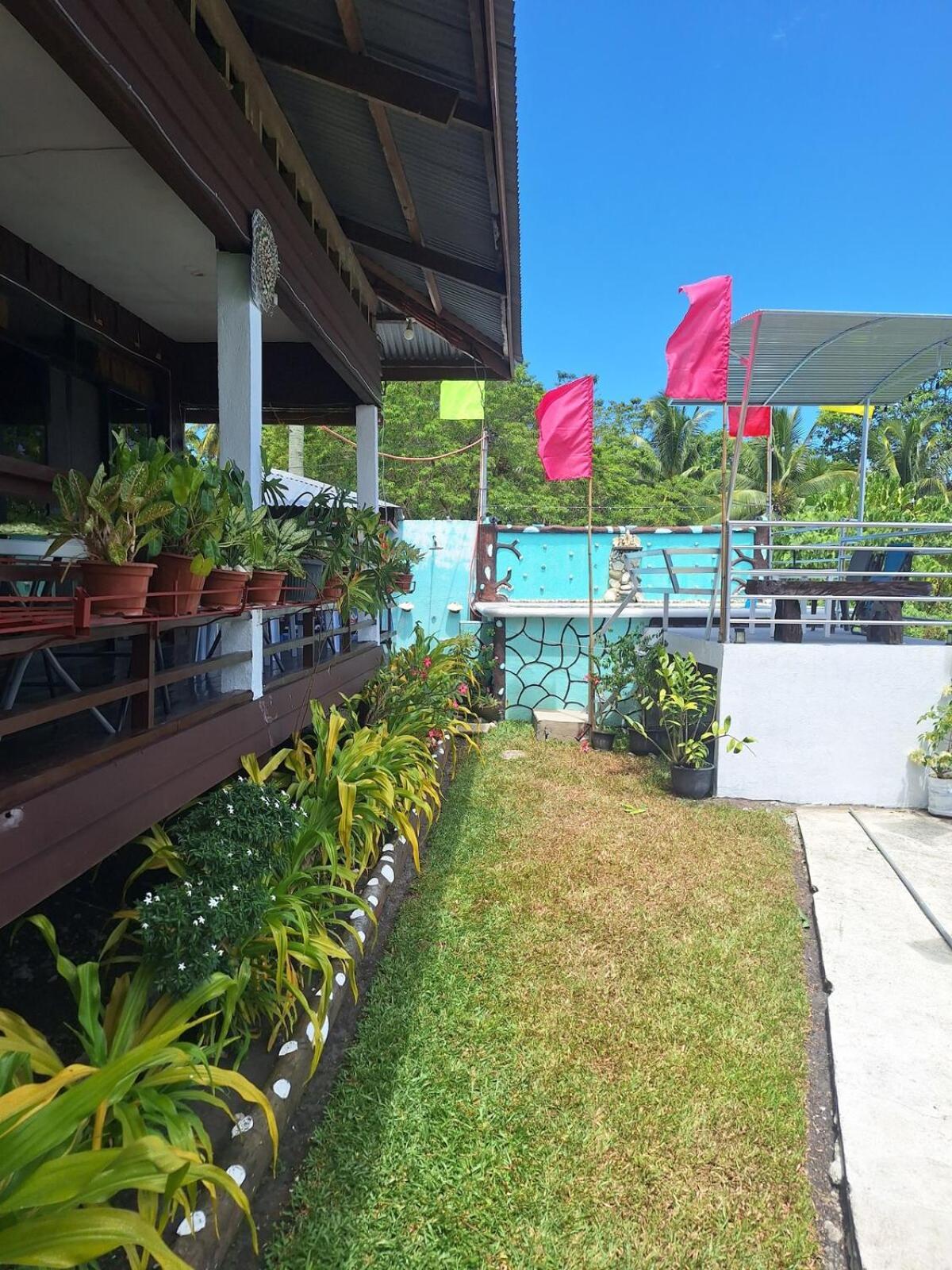 San Antonio  Island Samal Overlooking View House With Swimming Pools מראה חיצוני תמונה