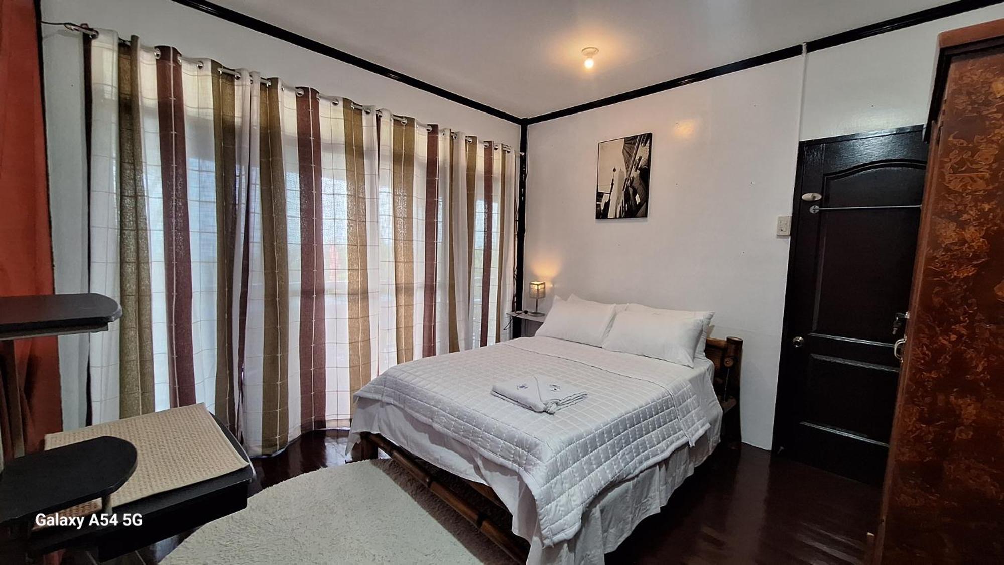 San Antonio  Island Samal Overlooking View House With Swimming Pools מראה חיצוני תמונה